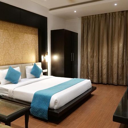 Hotel Anand Castle Kashipur 外观 照片